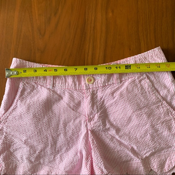 Lilly Pulitzer pink & white seersucker shorts 4 - Picture 3 of 5